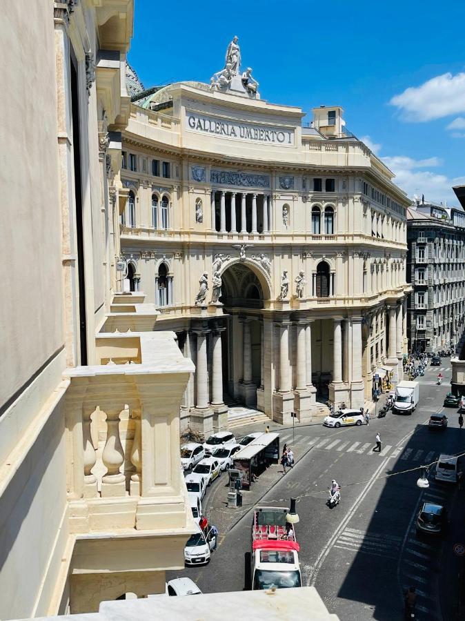 Appartamento Sul Teatro San Carlo Napoli Bagian luar foto
