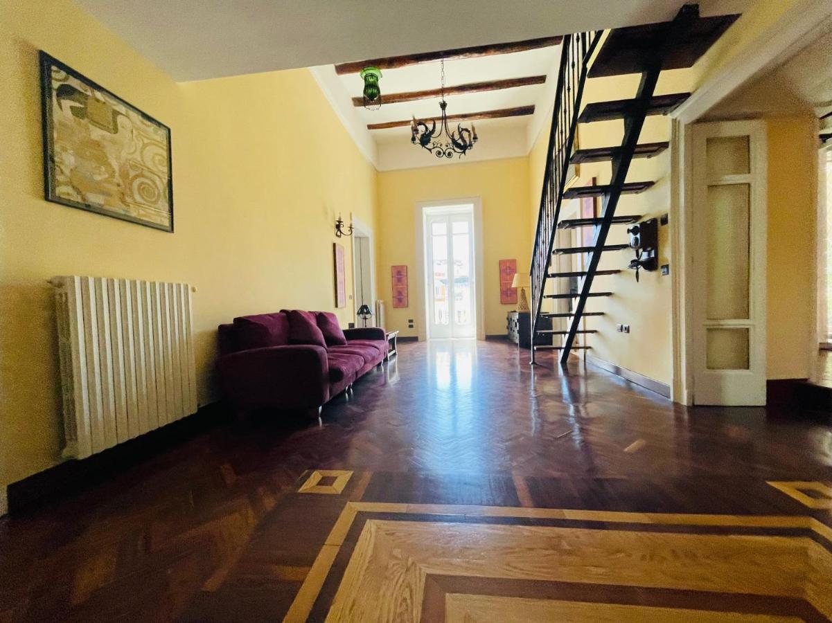 Appartamento Sul Teatro San Carlo Napoli Bagian luar foto