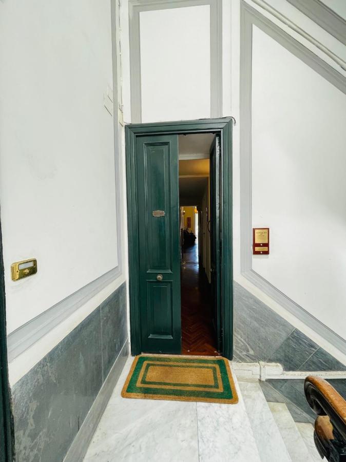 Appartamento Sul Teatro San Carlo Napoli Bagian luar foto
