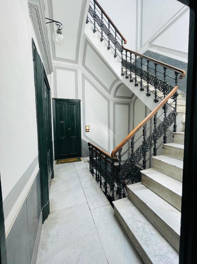 Appartamento Sul Teatro San Carlo Napoli Bagian luar foto